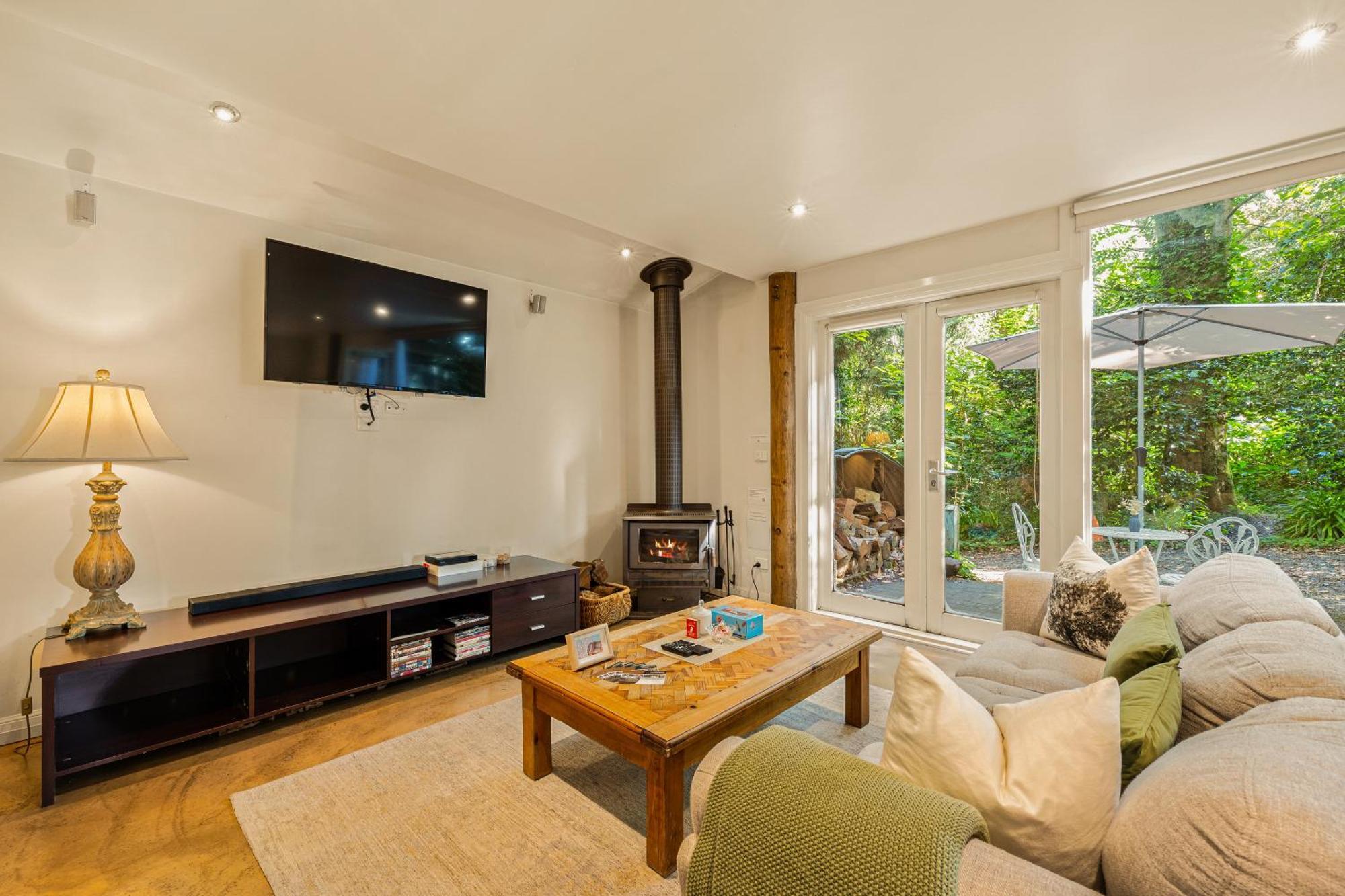 Arnica Views Summit Retreat Bed and Breakfast Mount Dandenong Buitenkant foto