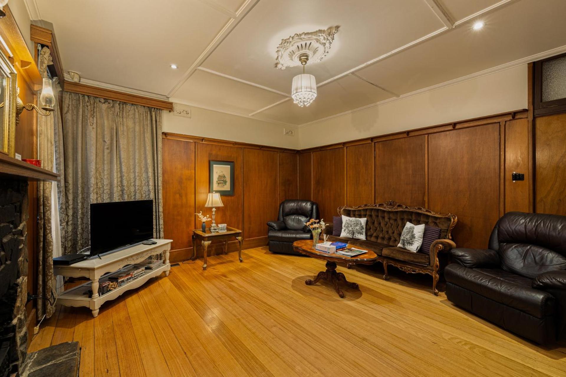 Arnica Views Summit Retreat Bed and Breakfast Mount Dandenong Buitenkant foto
