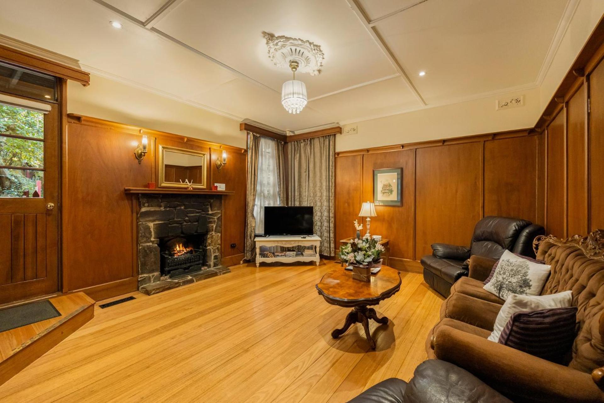 Arnica Views Summit Retreat Bed and Breakfast Mount Dandenong Buitenkant foto