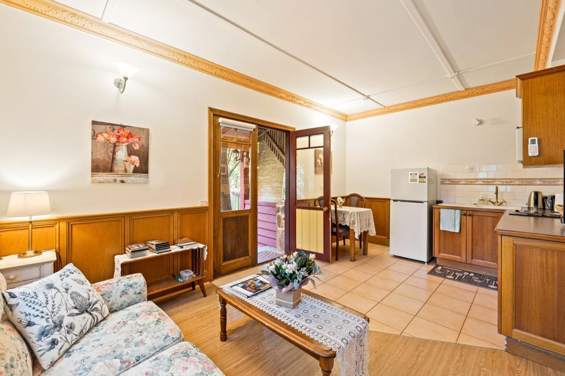 Arnica Views Summit Retreat Bed and Breakfast Mount Dandenong Buitenkant foto